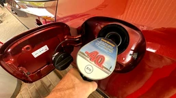 tyle zapłacimy za benzynę 95, lpg i on od 21 lipca. taniej nie będzie