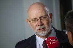 Świrski nałożył karę na likwidatora TVP. Sąd: Decyzja była wadliwa