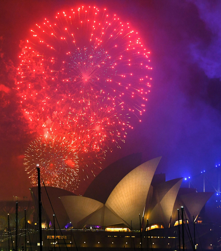 epa06410961 - AUSTRALIA NEW YEAR (New Year's Eve celebrations in Sydney)