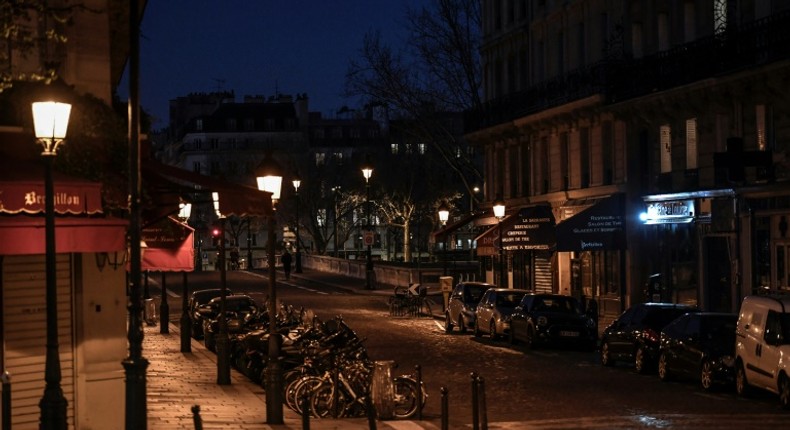 A deserted Paris street