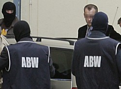 Cięcia w ABW zagrażają państwu