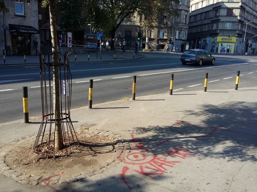 Kvar su crvenim sprejem obeležili radnici EDB- a