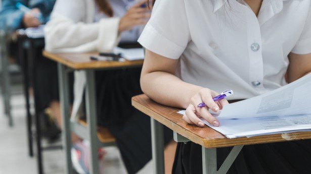Już dziś (7 maja) o godzinie 09:00 rozpocznie się egzamin maturalny pisemny z języka polskiego na poziomie podstawowym