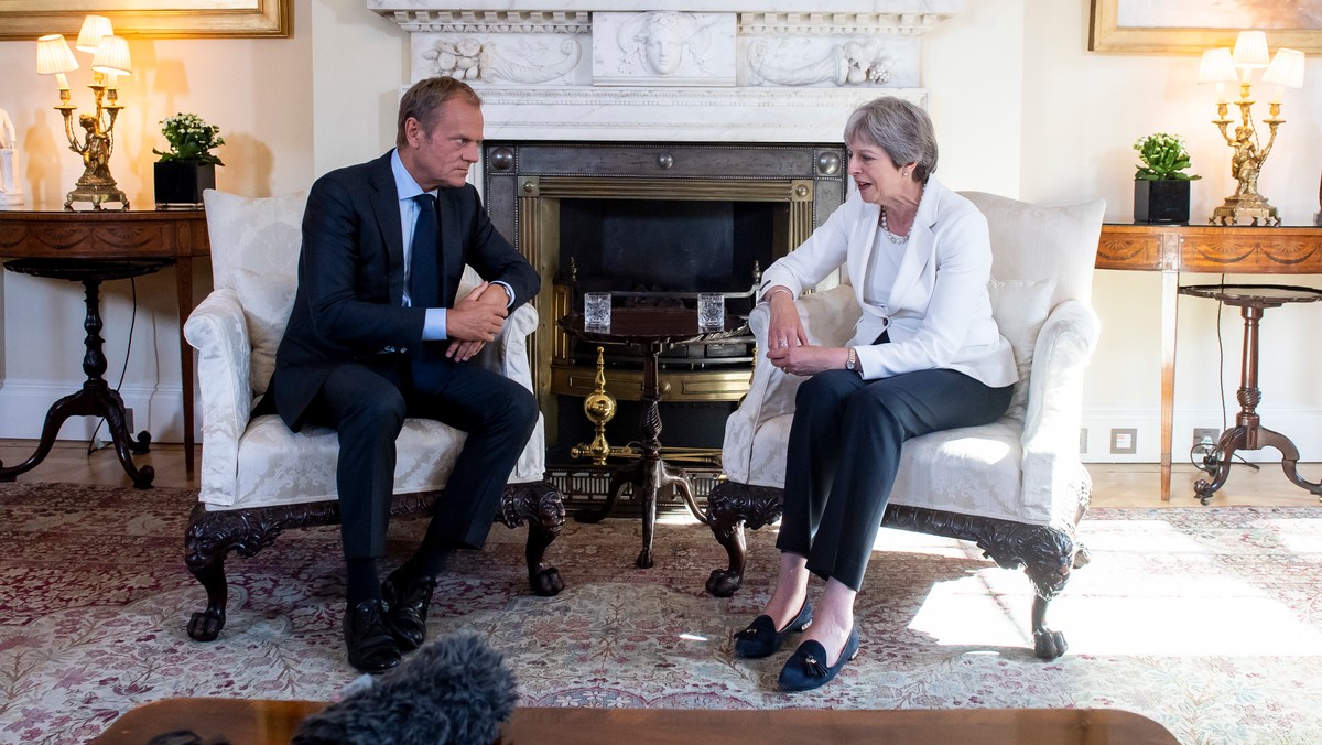 Brytyjska premier Theresa May spotkała się dziś w Londynie z przewodniczącym Rady Europejskiej Donaldem Tuskiem. Liderzy rozmawiali o przygotowaniach do czwartkowego szczytu UE oraz trwających negocjacjach ws. wyjścia Wielkiej Brytanii ze Wspólnoty.