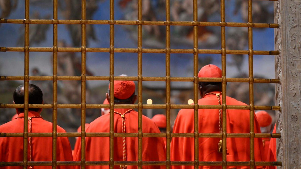 Kolejna odsłona afery z mieszkaniem Karola Nawrockiego, początek konklawe, makabryczna zbrodnia na UW. Podsumowanie dnia