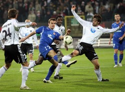 Legia przegrywa z Wisłą transferową wojnę