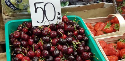 Tureckie czereśnie zalewają polski rynek. "Nie spełniają wymagań jakościowych, ale i tak trafiają na półki"