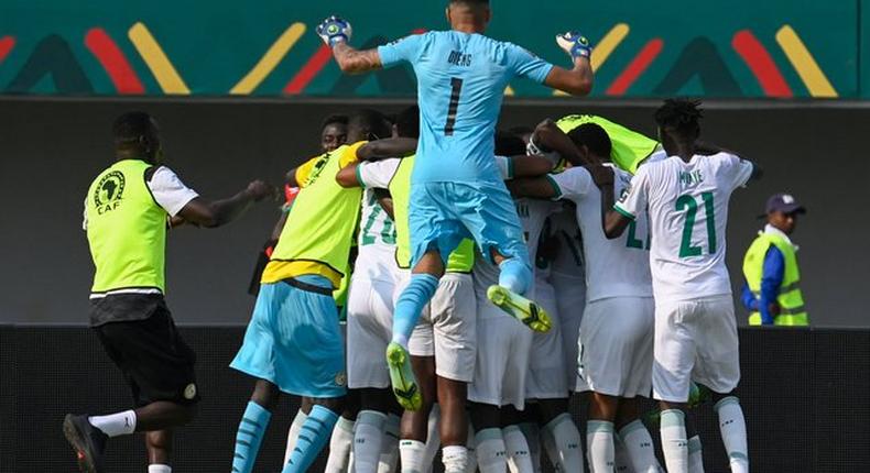 Senegalese celebrating Mane's Penalty