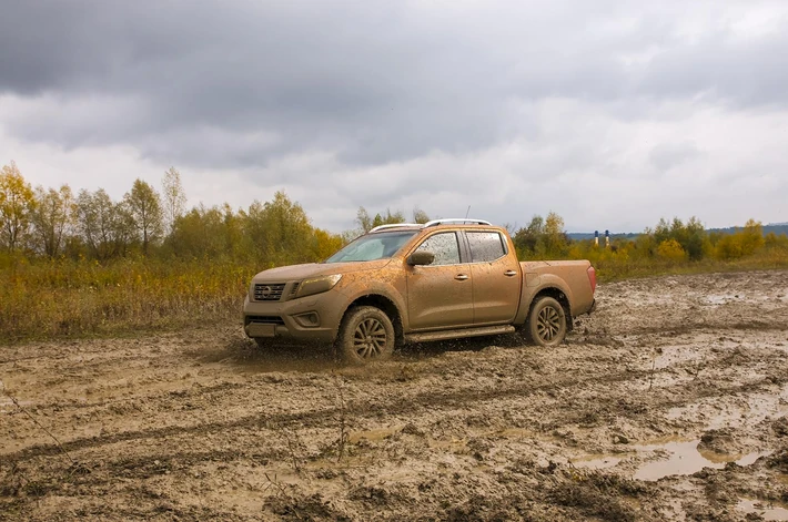 Nowy Nissan Navara NP300