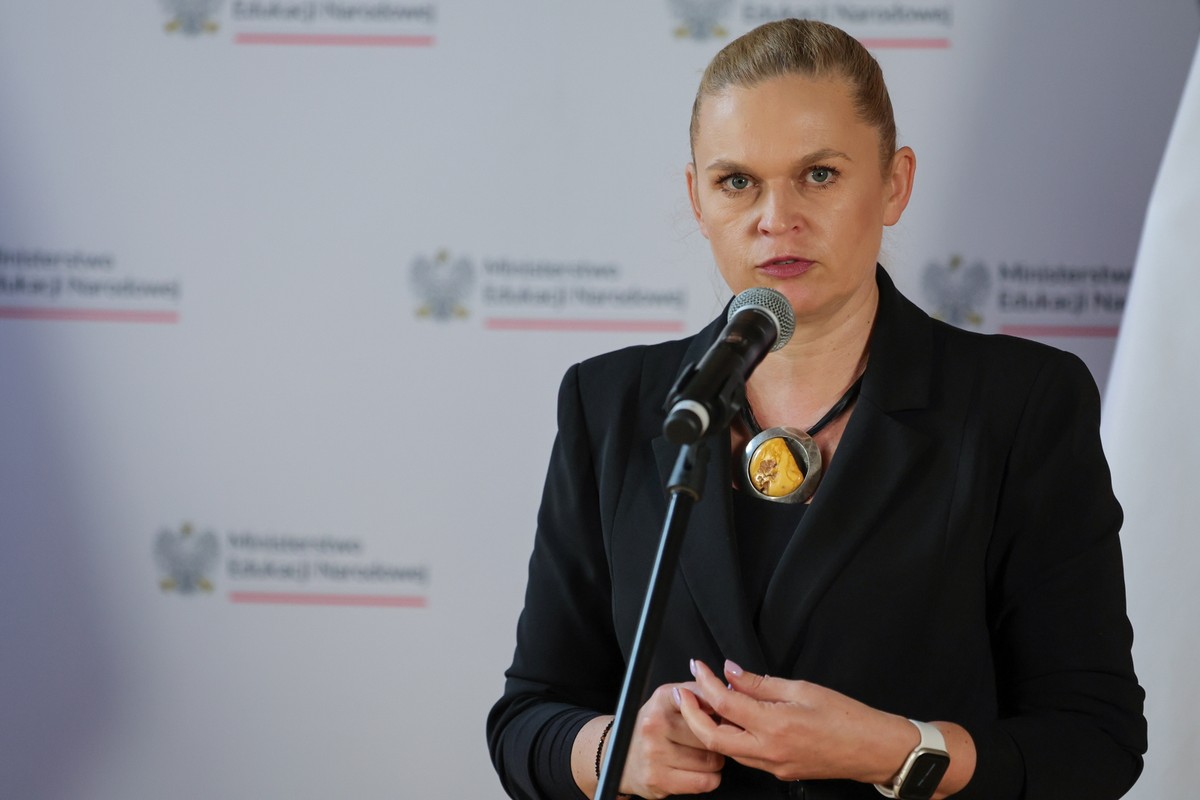 W ocenie szefowej Ministerstwa Edukacji Narodowej, druga klasa szkoły ponadpodstawowej to właściwy czas na wprowadzenie takiego przedmiotu