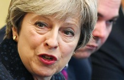 Theresa May apeluje: Nie stawiajcie mnie pod ścianą