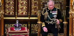 Zasmucony książę Karol przygotowuje się do objęcia tronu