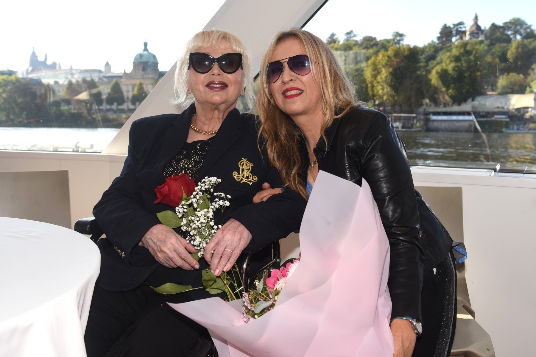 Marika Gombitová a Katka Žbirková.
