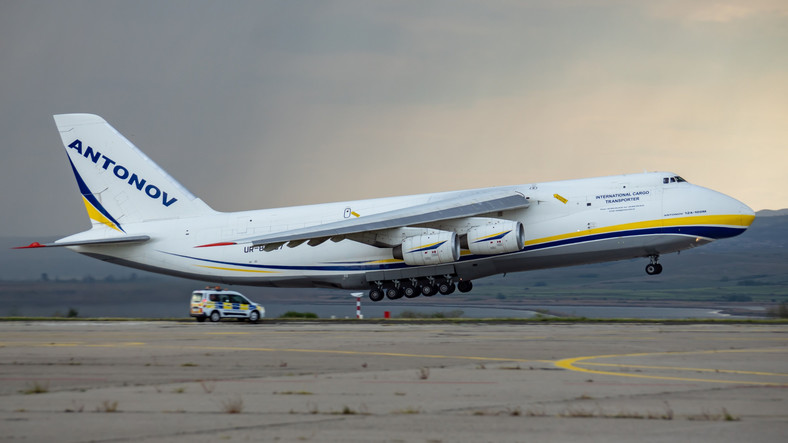 Antonow An-124