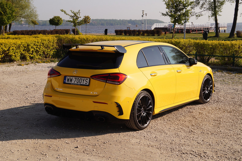 Mercedes-AMG A35 – bardzo szybka zabawka