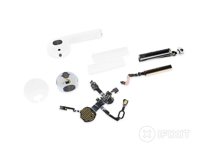 Apple AirPods po "recenzji" u iFixit