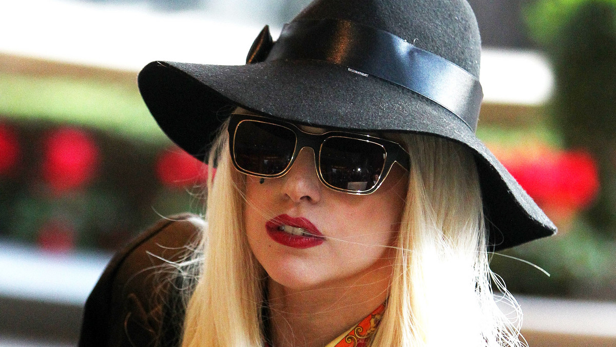 Lady Gaga zwymiotowała podczas piątkowego koncertu w stolicy Rumunii, Bukareszcie.