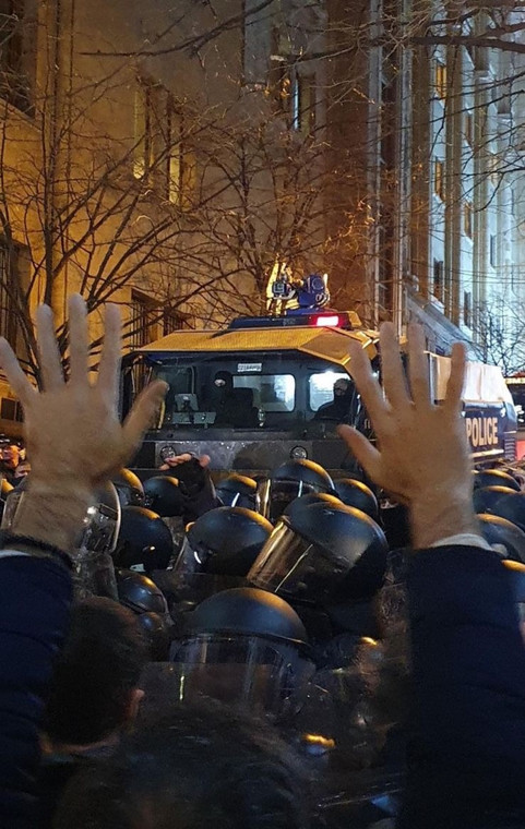W Gruzji wybuchły protesty przeciwko ustawie "zagraniczni agenci"