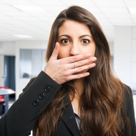 Rossz lehelet, gyulladt íny, duzzanat: rejtett bölcsességfog is okozhatja!