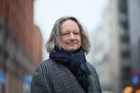 Prof. Koziołek: XIX w. się nie skończył. Źródła podziałów na Polskę Kaczyńskiego i Polskę Tuska widzimy już w "Lalce"