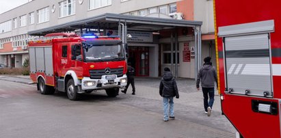 Podejrzane paczki w poznańskim szpitalu. "Cuchnące"