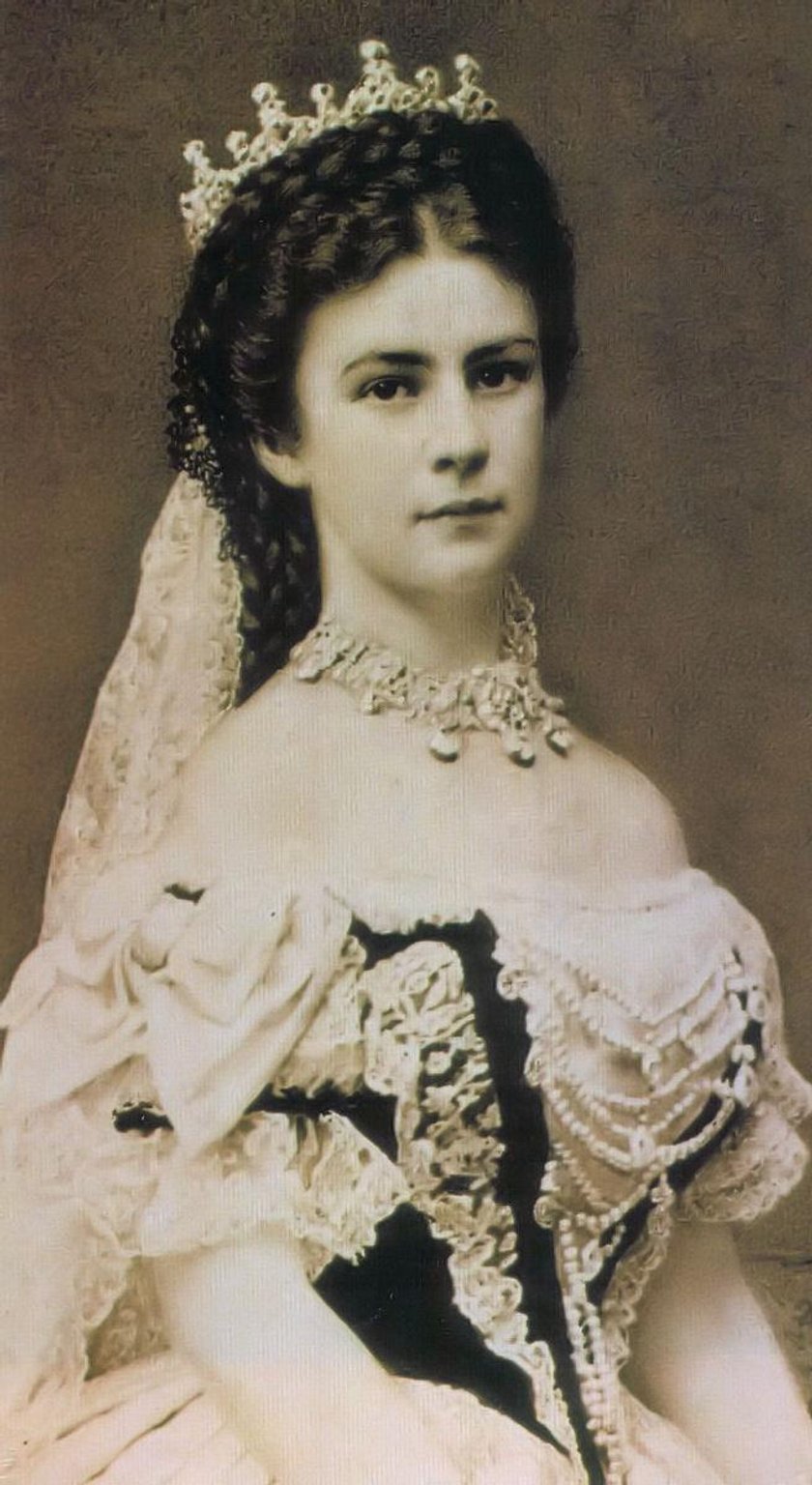 Elżbieta Bawarska, SISI