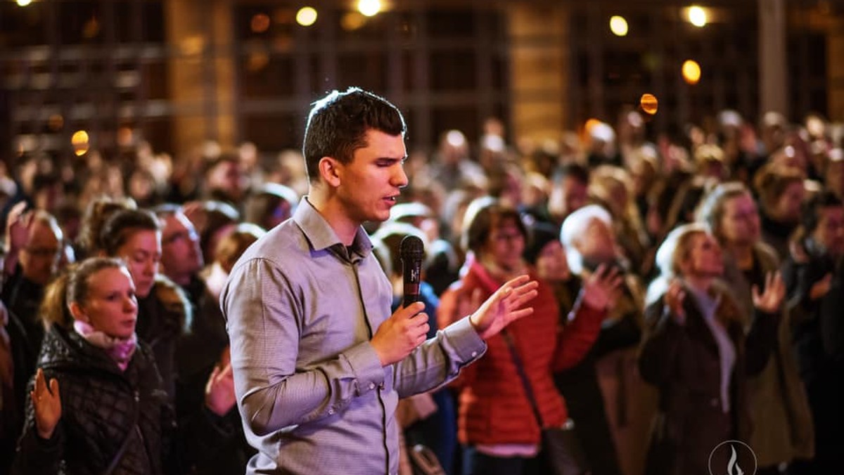 Jeden z najbardziej znanych polskich charyzmatyków i ewangelizatorów Marcin Zieliński po raz pierwszy mówi o krytycznym, hejtującym go filmie, który pojawił się w zeszłym roku w sieci i wywołał lawinę komentarzy wśród polskich katolików.