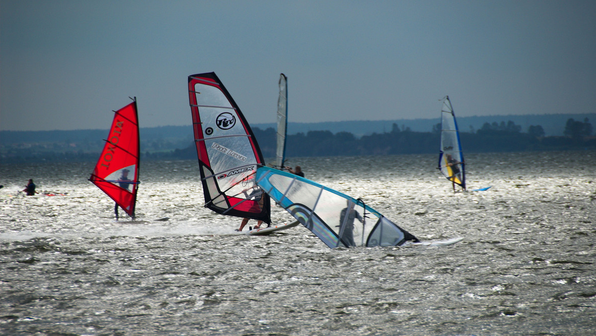 Chałupy - kamery na plaży i centra surfingowe i kitesurfingowe, pogoda 