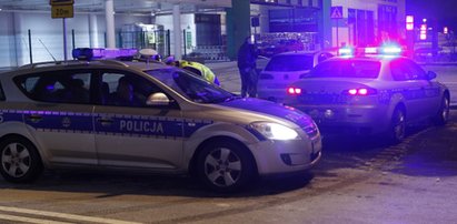 Ogromne siły policji czekały na stołecznym parkingu. Drony i śmigłowiec w akcji. Blisko 600 mandatów na imponującą kwotę