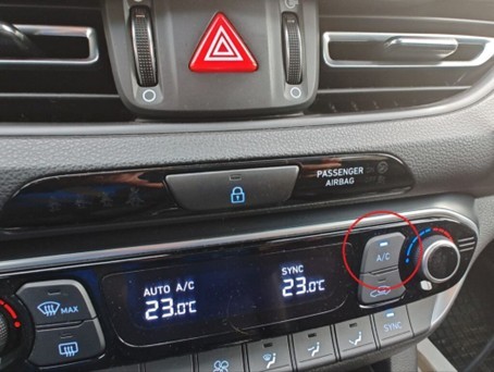 Klimatizácia aj kúrenie spotrebúvajú výkon motora, a preto zvyšujú spotrebu paliva vozidla. 