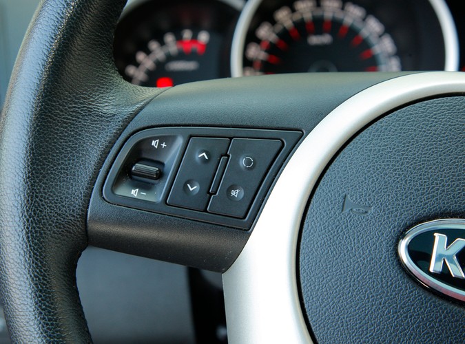 Kia Venga - Toyota niech się schowa