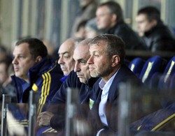 Rosyjski oligarcha wpędził słynny klub w kłopoty. 74 zarzuty dla Chelsea Londyn