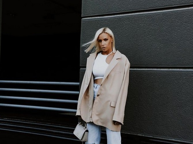 Kristina Bekvalac zna kako da izduži svoju figuru