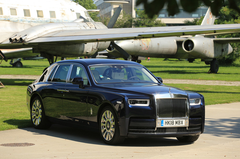 Rolls-Royce Phantom - pośpiech upokarza