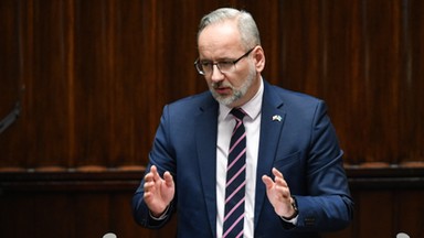 PiS przegrywa głosowanie. Minister bije się w pierś: biorę to na siebie