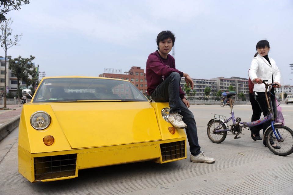 CHINA HOME MADE SPORTS CAR