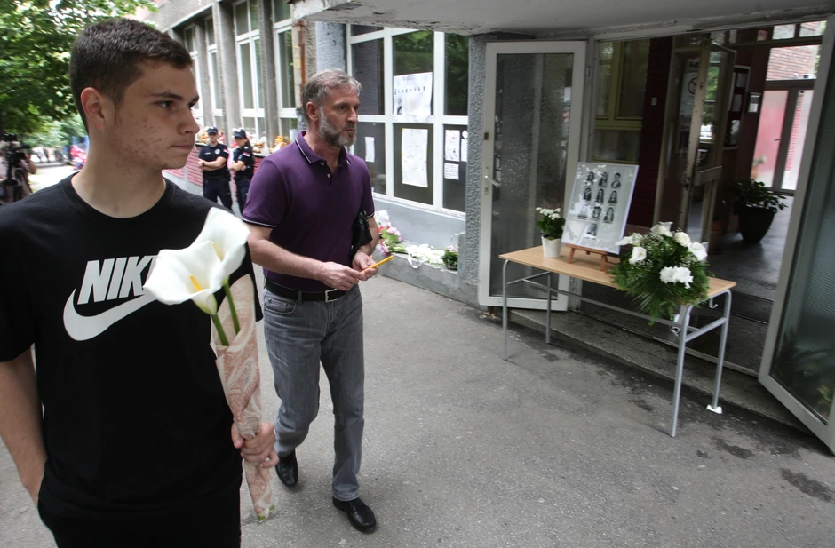 40 dana od masakra u OŠ "Vladislav Ribnikar"