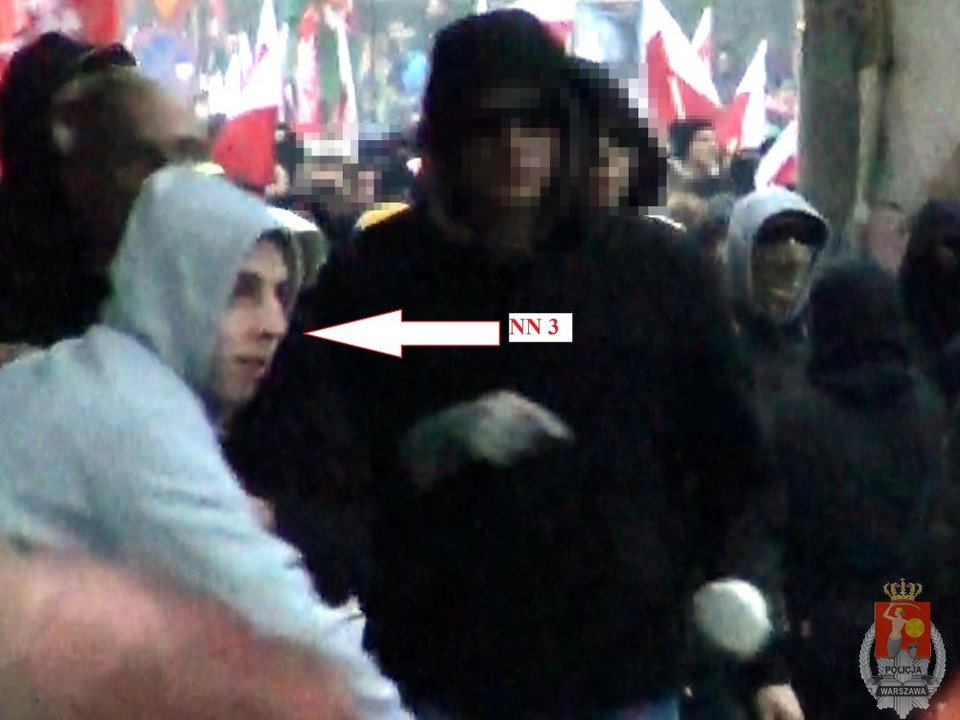 Policja publikuje zdjęcia chuliganów z 11 listopada. Fot. policja.waw.pl