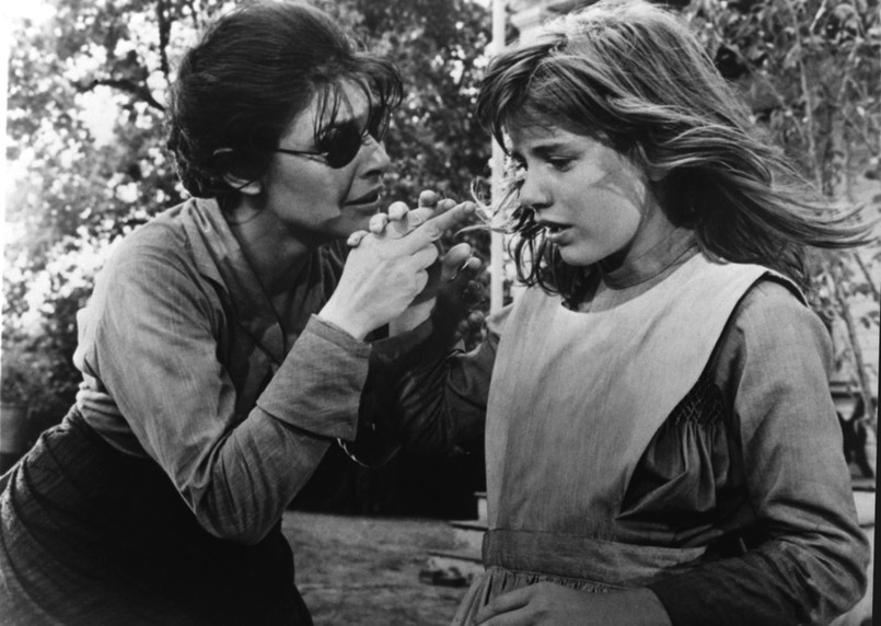 Patty Duke i Anne Bancroft w filmie "Cudotwórczyni"