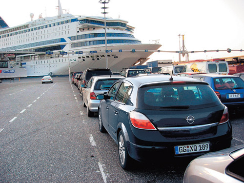 VW Golf &amp; Opel Astra - 400 tys. km wokół kuli ziemskiej