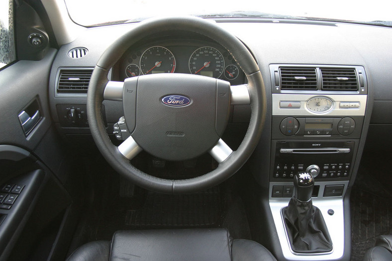 Ford Mondeo lata produkcji 2000-07, cena od 4500 zł