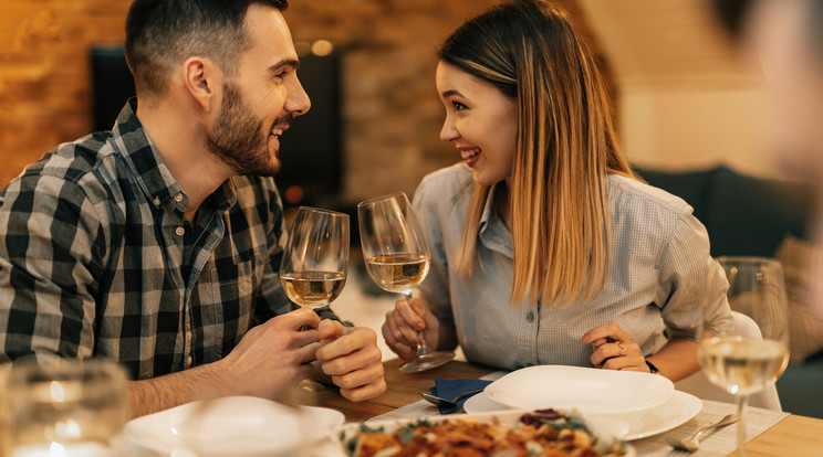 Egy romantikus, Valentin-napi vacsorához kitűnő választás a somlói juhfark / Fotó: Shutterstock 