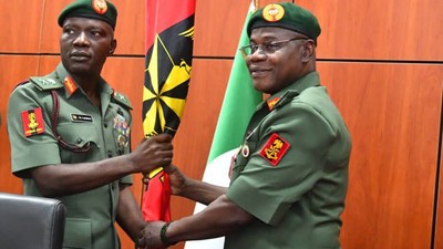 Lt.-Gen. Faruk Yahaya hands over command of the Nigerian Army to the new Chief of Army Staff, Maj.-Gen. Taoreed Lagbaja in Abuja on Friday.. [Twitter:NA]