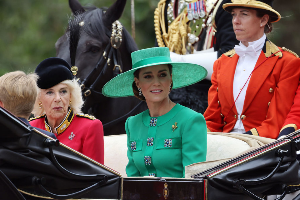 Trooping the Colour: królowa Kamila i księżna Kate 