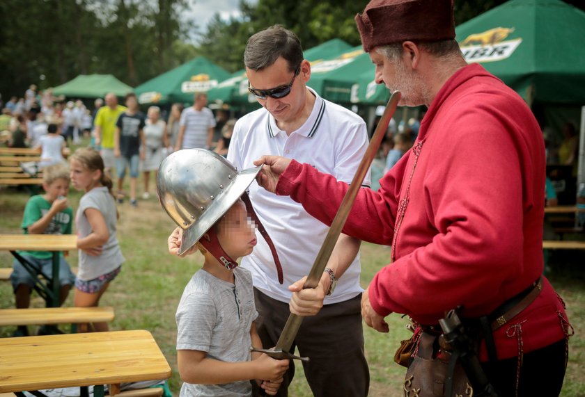 Morawiecki u cystersów . Takiego premiera nie znacie