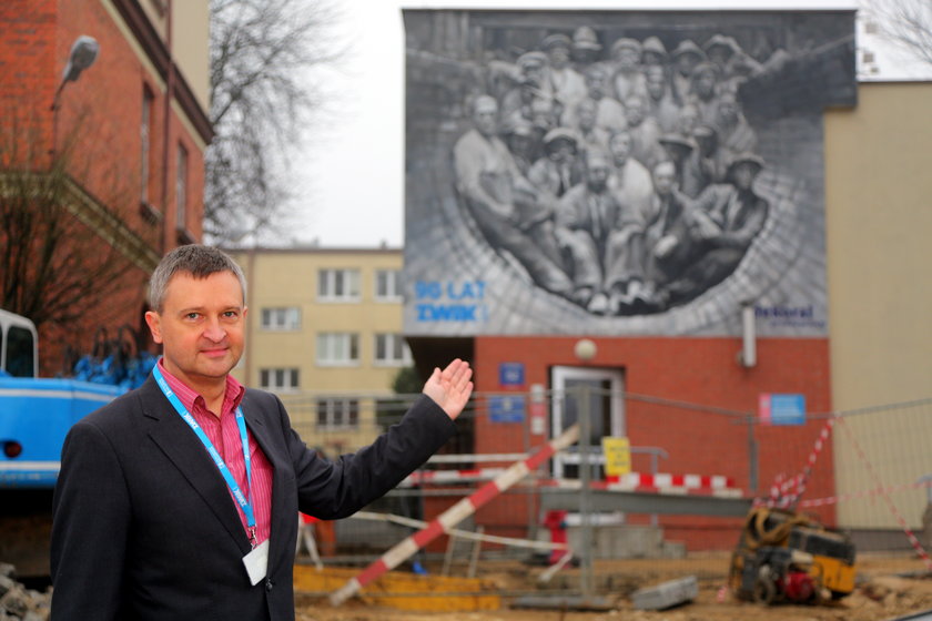 Nowy mural historyczny na budynku ZWiK-u