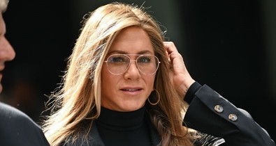 Jennifer Aniston áttetsző ruhája a legizgalmasabb meztelenruha, amit valaha láttunk