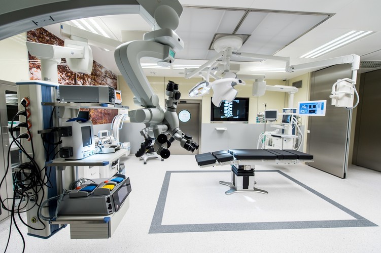 NOWY BLOK OPERACYJNY W WOJSKOWYM SZPITALU