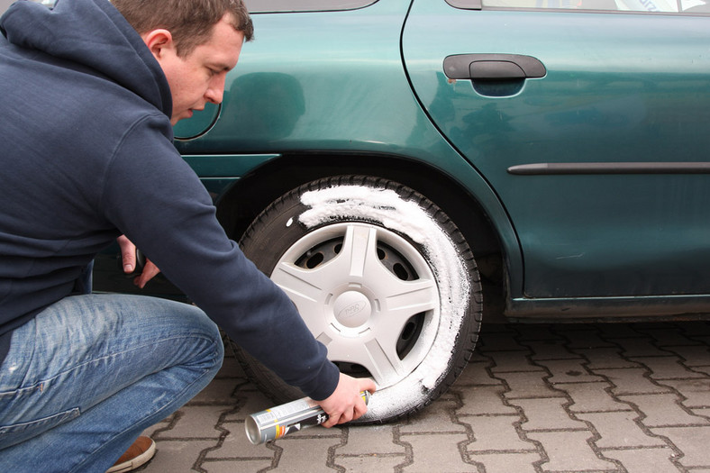 Porządnie umyj auto  po zimie