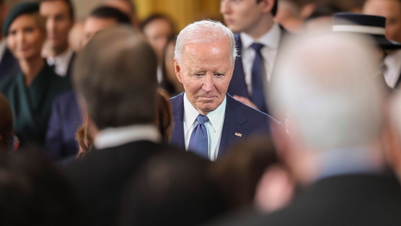 Joe Biden chory na raka. Eksperci wyjaśniają, dlaczego tak późno został wykryty